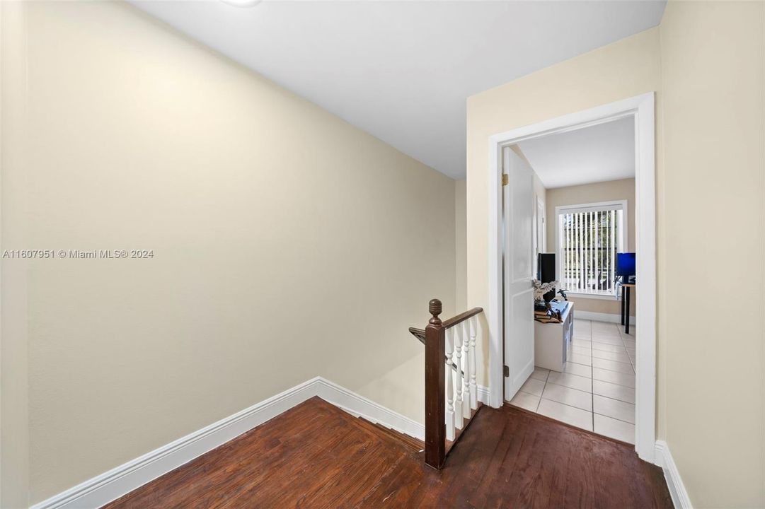 For Sale: $485,000 (2 beds, 2 baths, 1750 Square Feet)