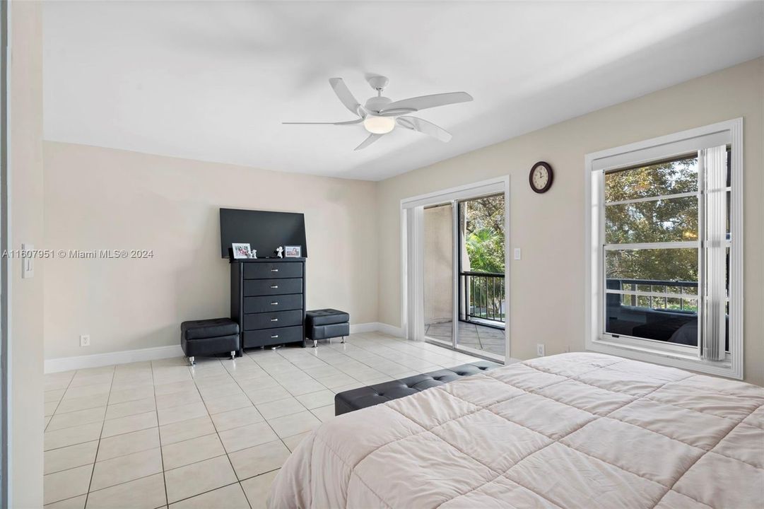 For Sale: $485,000 (2 beds, 2 baths, 1750 Square Feet)