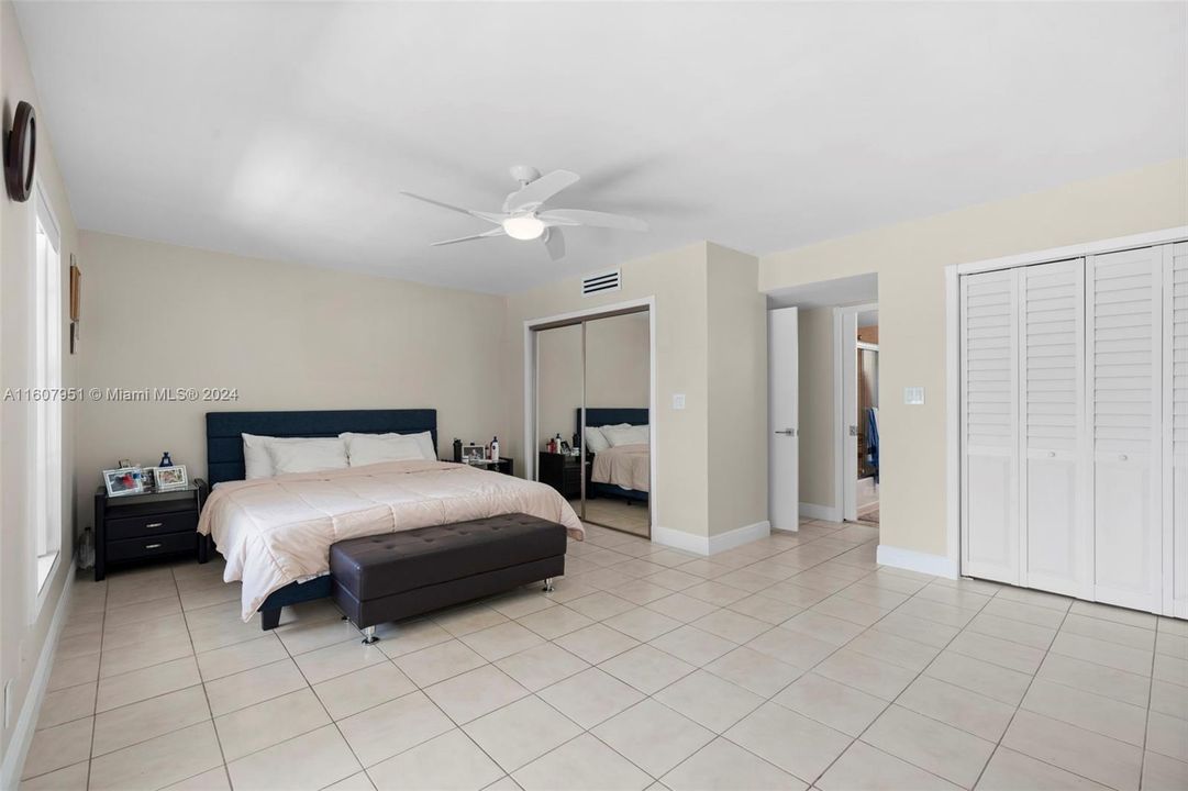 Active With Contract: $465,000 (2 beds, 2 baths, 1750 Square Feet)