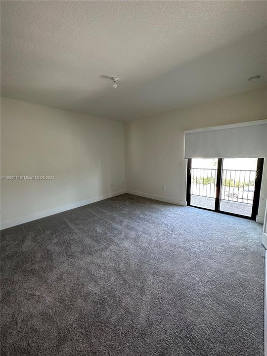 Active With Contract: $4,100 (3 beds, 2 baths, 0 Square Feet)