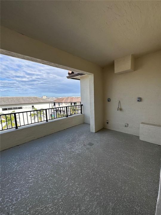 Active With Contract: $4,100 (3 beds, 2 baths, 0 Square Feet)