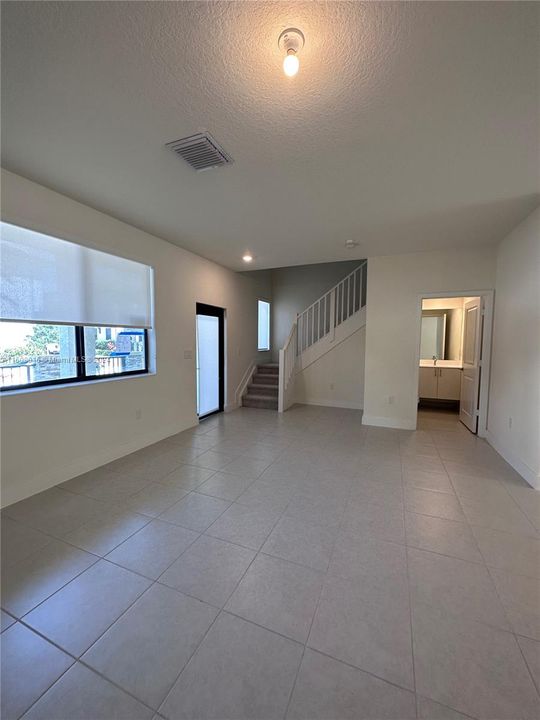 Active With Contract: $4,100 (3 beds, 2 baths, 0 Square Feet)