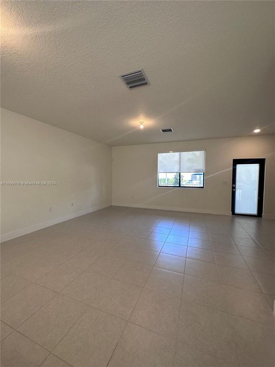 Active With Contract: $4,100 (3 beds, 2 baths, 0 Square Feet)