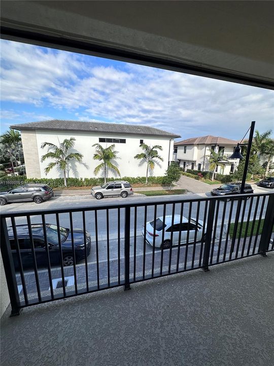 Active With Contract: $4,100 (3 beds, 2 baths, 0 Square Feet)