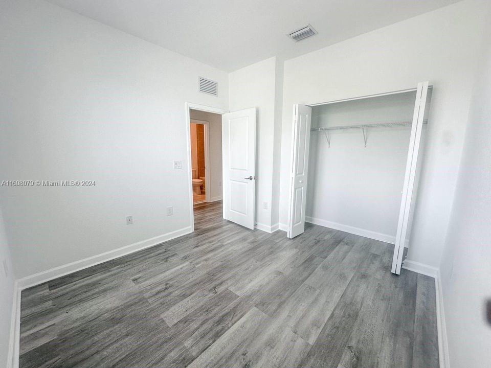 For Rent: $3,300 (3 beds, 2 baths, 1485 Square Feet)