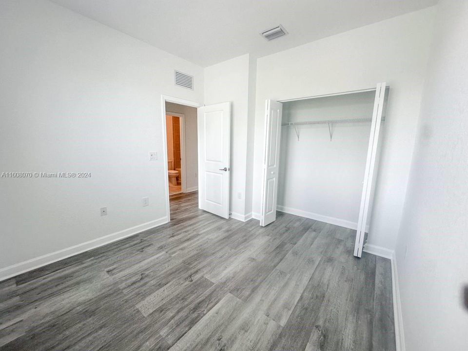 For Rent: $3,300 (3 beds, 2 baths, 1485 Square Feet)