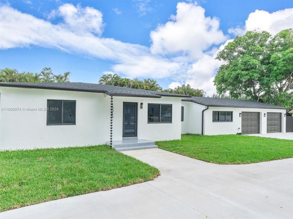 For Sale: $935,000 (3 beds, 2 baths, 1620 Square Feet)