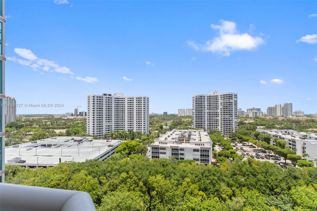 For Sale: $852,000 (2 beds, 2 baths, 1610 Square Feet)