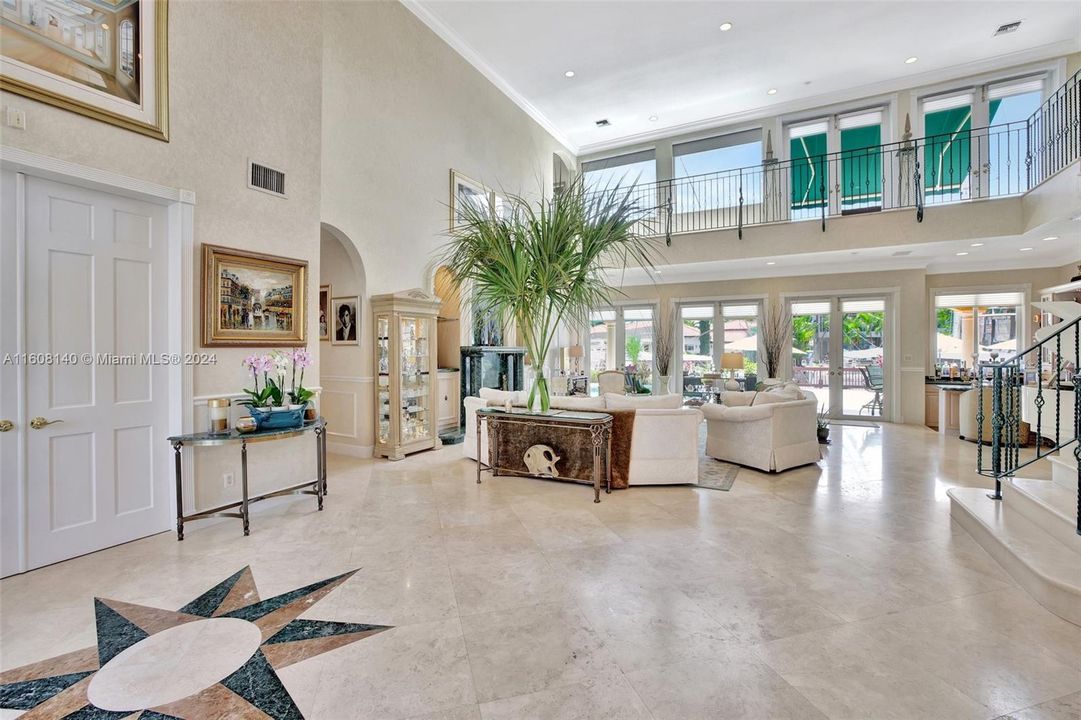 For Sale: $7,000,000 (5 beds, 5 baths, 5996 Square Feet)