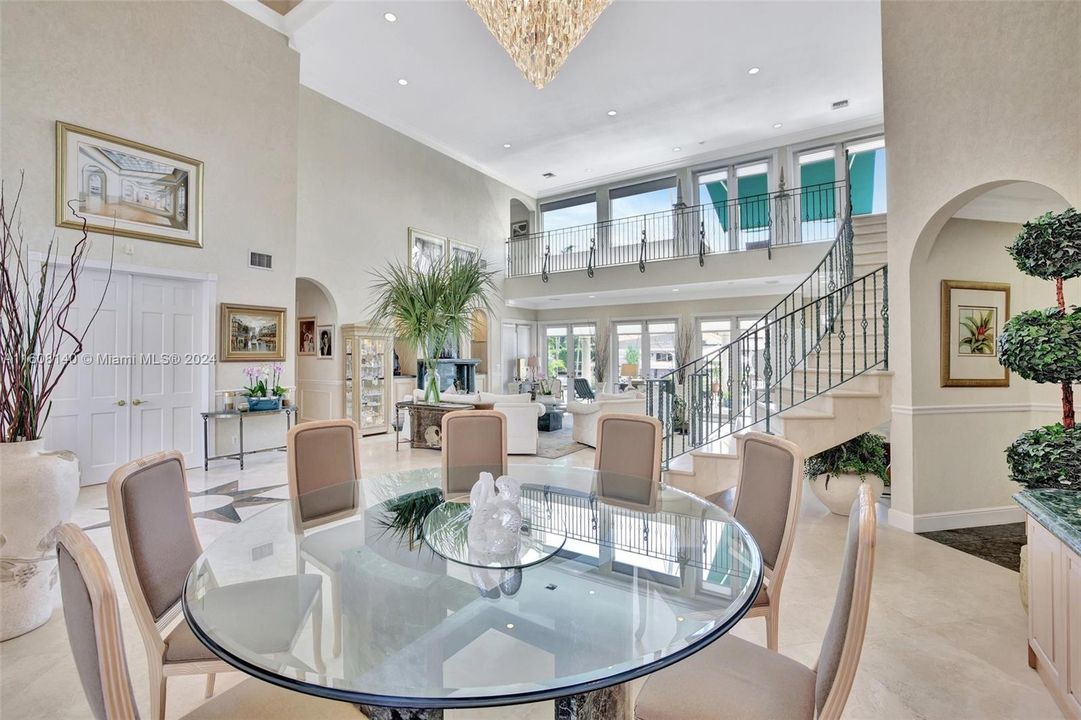 For Sale: $7,000,000 (5 beds, 5 baths, 5996 Square Feet)