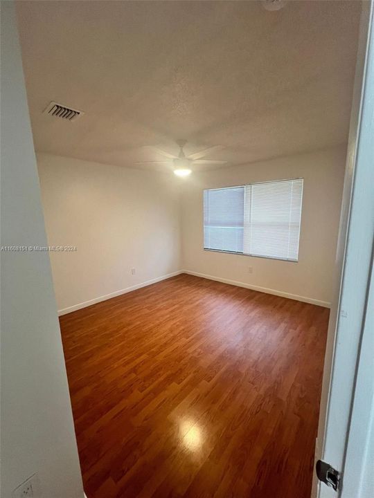 Recently Rented: $1,975 (2 beds, 1 baths, 0 Square Feet)