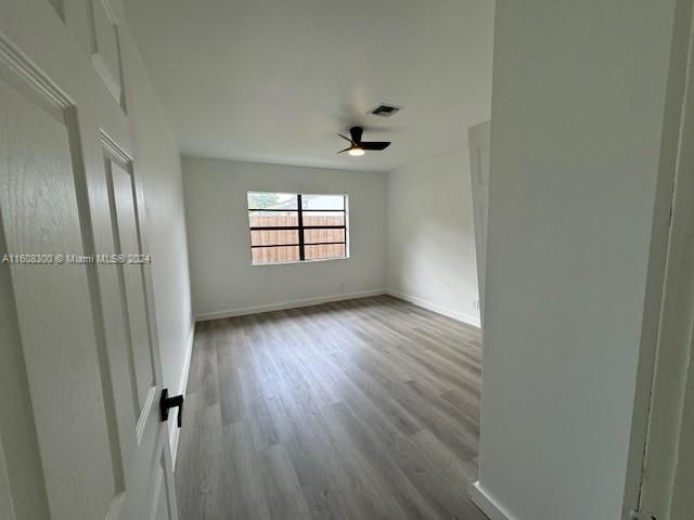 For Rent: $3,200 (3 beds, 2 baths, 1300 Square Feet)