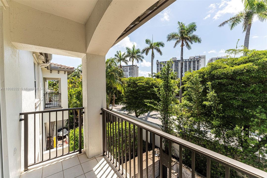 Master Bedroom balcony