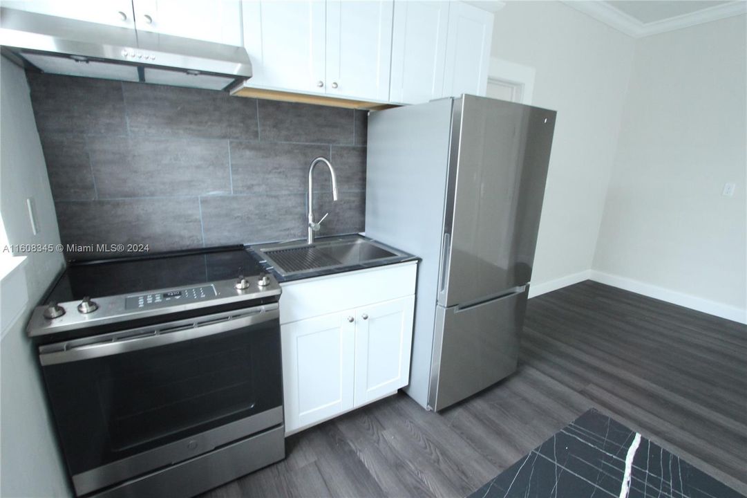 For Rent: $1,725 (1 beds, 1 baths, 0 Square Feet)