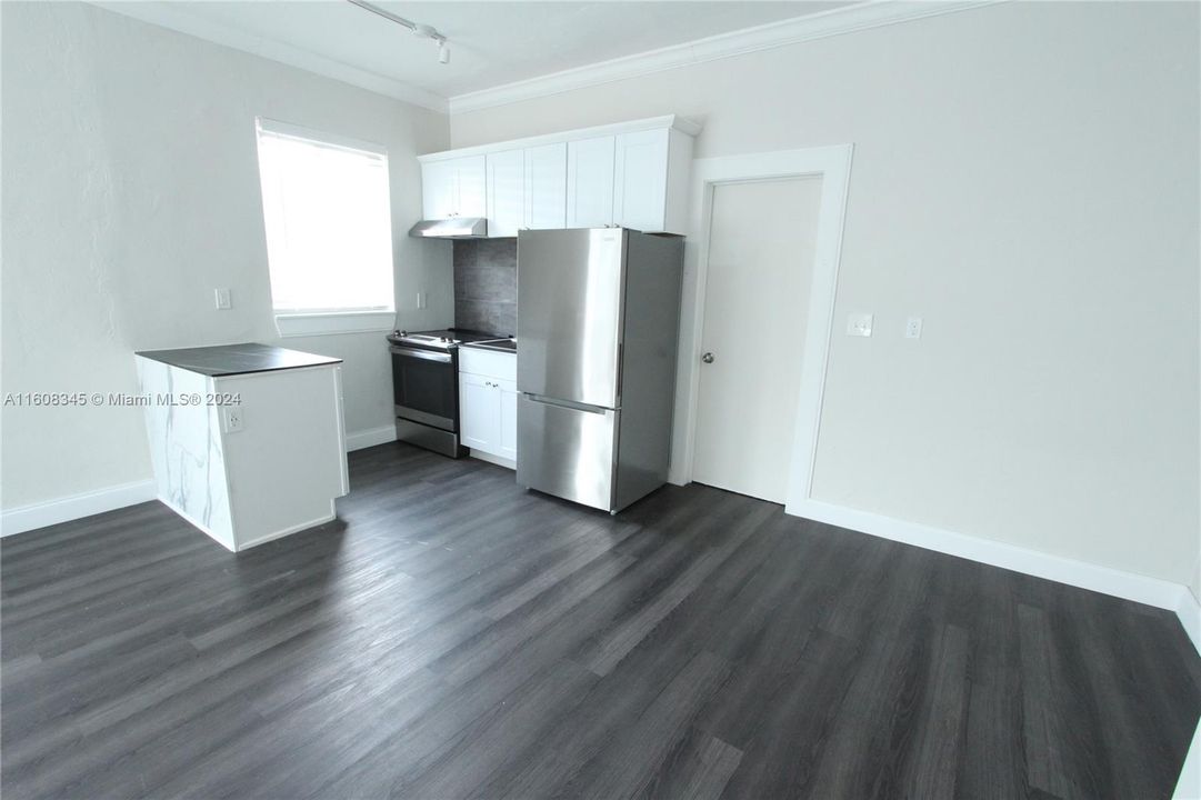 For Rent: $1,725 (1 beds, 1 baths, 0 Square Feet)