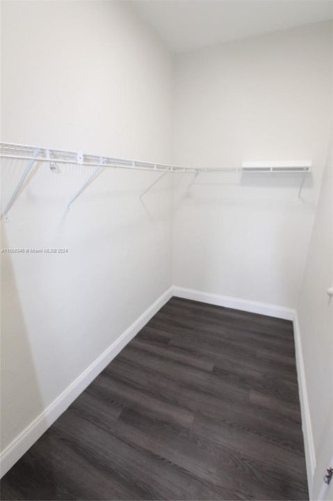 For Rent: $1,725 (1 beds, 1 baths, 0 Square Feet)