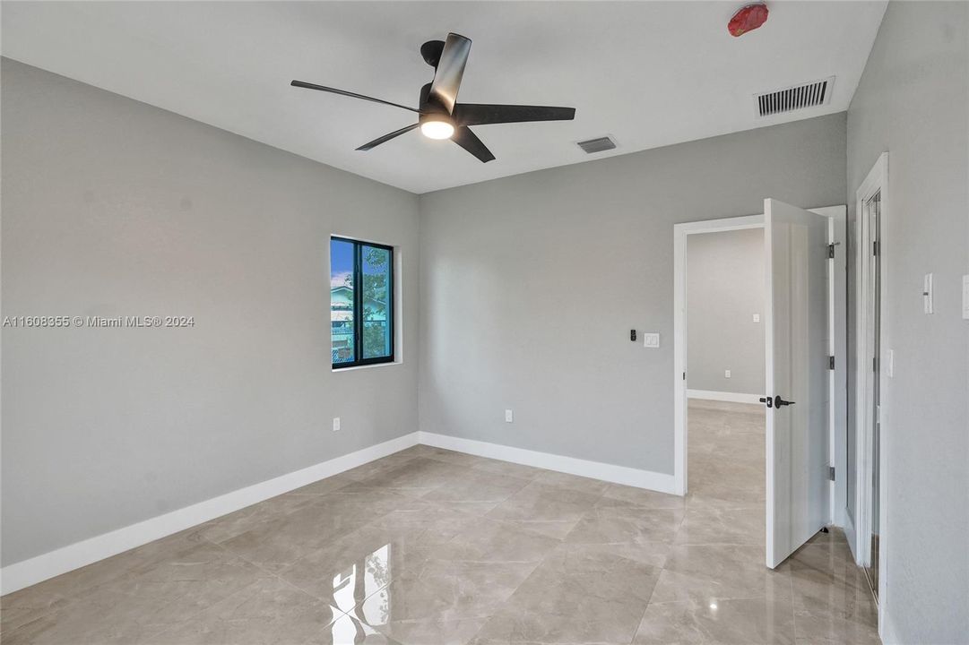 Active With Contract: $550,000 (3 beds, 2 baths, 1560 Square Feet)