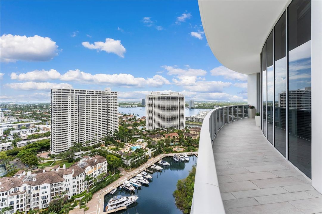 772 Sq. Ft Balcony Facing West