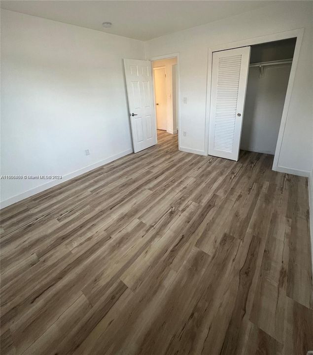 For Rent: $2,400 (2 beds, 1 baths, 1526 Square Feet)
