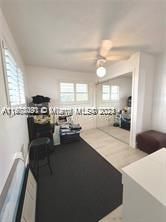 For Sale: $379,000 (2 beds, 1 baths, 1098 Square Feet)