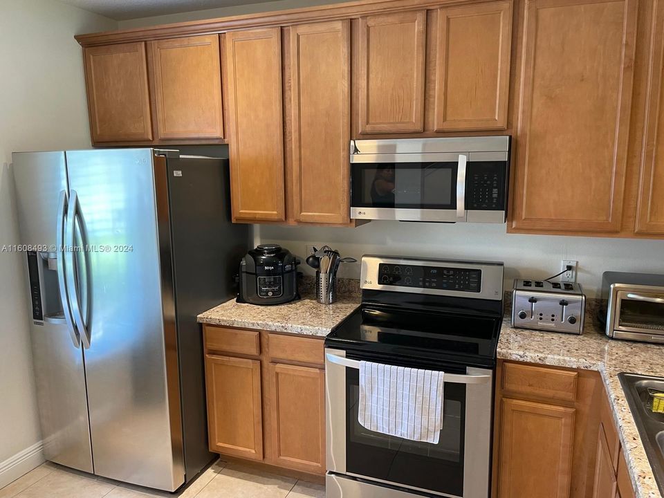 For Rent: $2,000 (2 beds, 2 baths, 0 Square Feet)