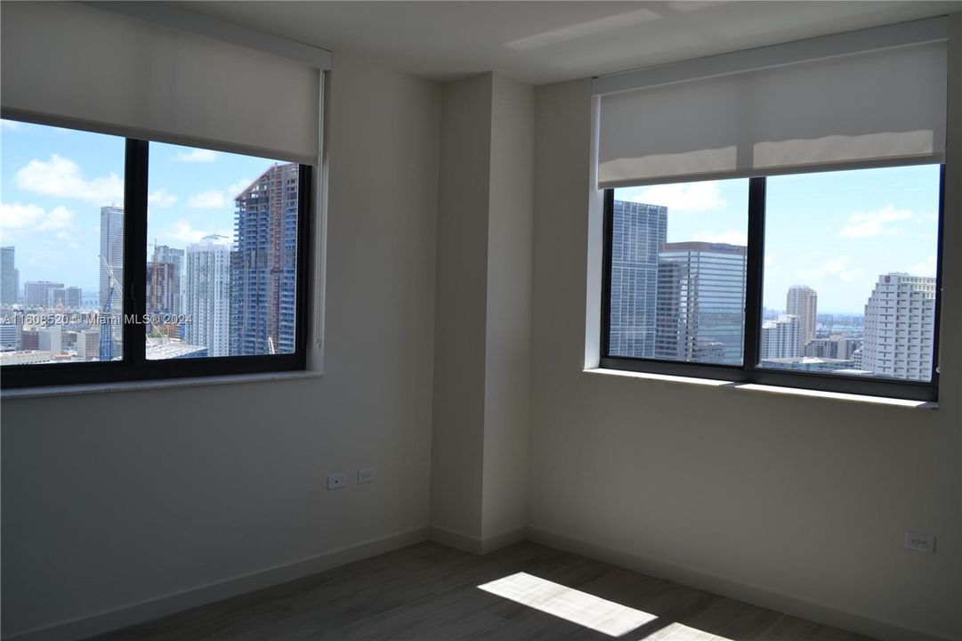 Active With Contract: $3,850 (2 beds, 2 baths, 1118 Square Feet)