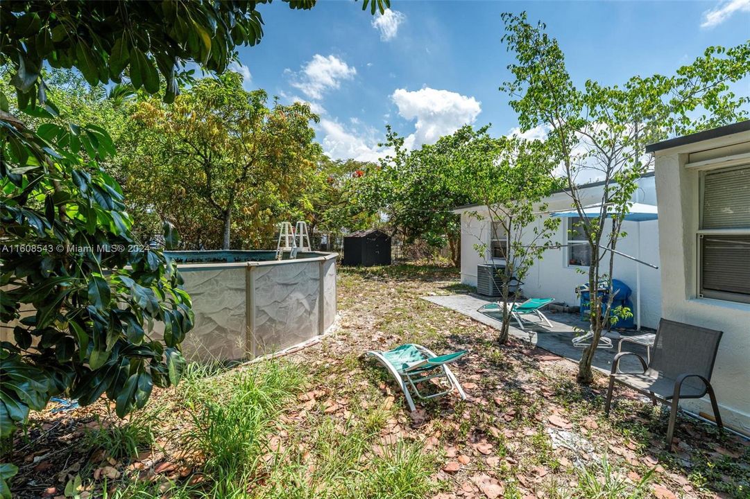 Vendido Recientemente: $359,310 (3 camas, 2 baños, 928 Pies cuadrados)