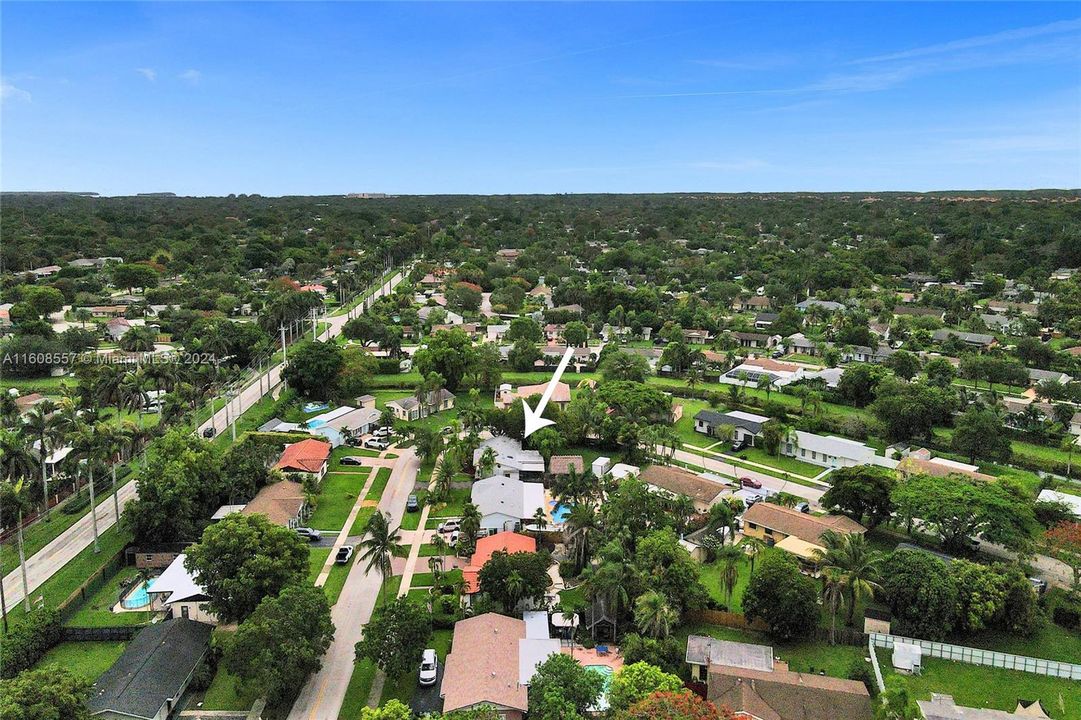 Active With Contract: $749,000 (3 beds, 2 baths, 1708 Square Feet)