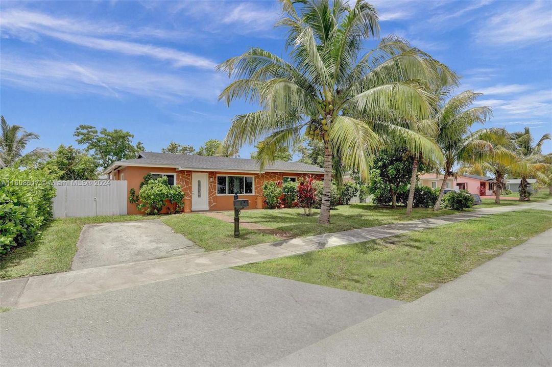 Recently Sold: $540,000 (3 beds, 2 baths, 1404 Square Feet)