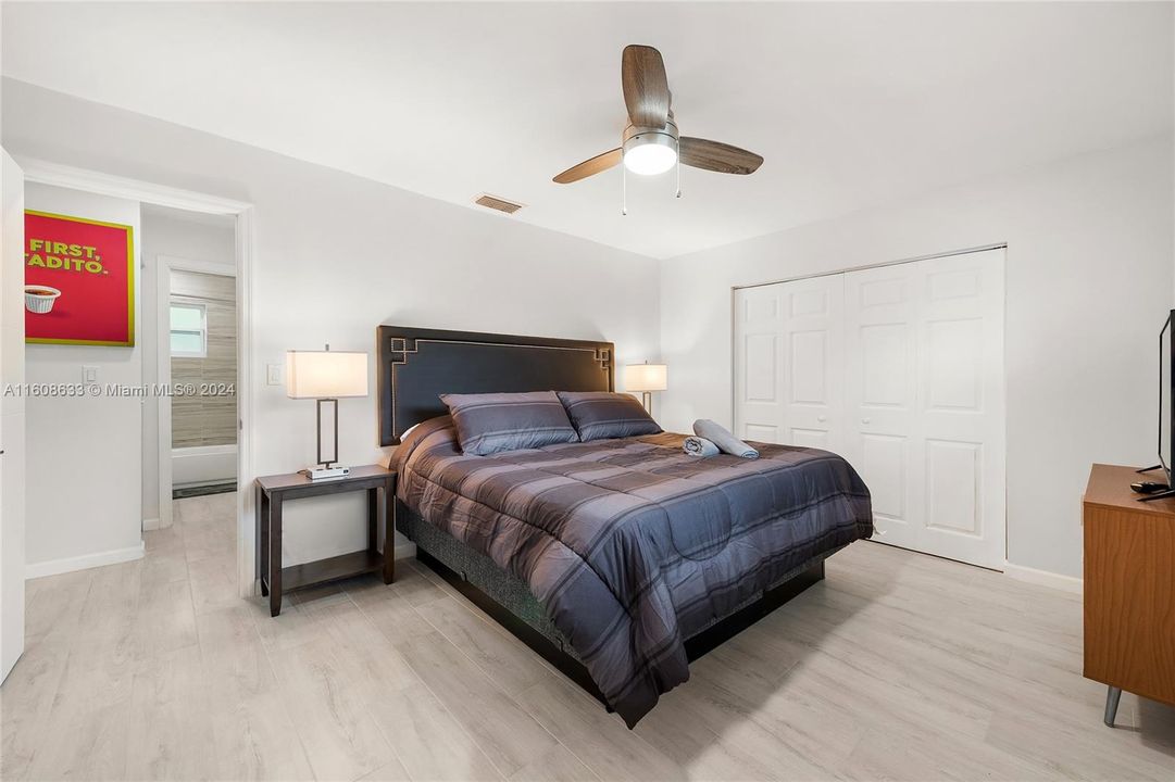 Recently Rented: $3,200 (2 beds, 1 baths, 980 Square Feet)