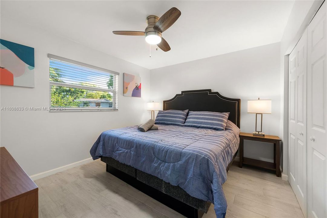 Recently Rented: $3,200 (2 beds, 1 baths, 980 Square Feet)