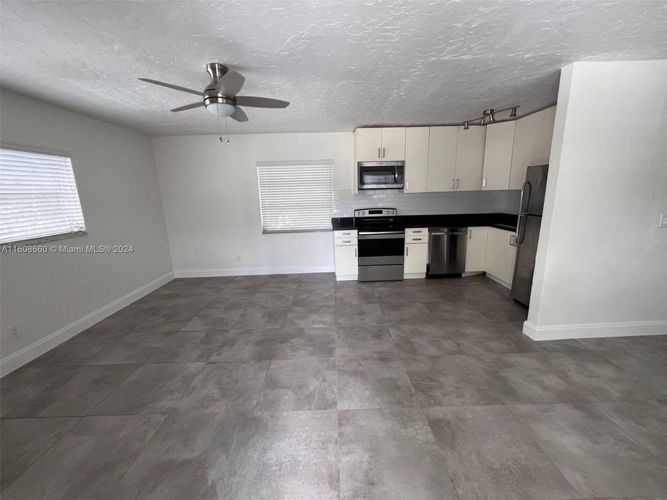 For Rent: $1,650 (1 beds, 1 baths, 0 Square Feet)