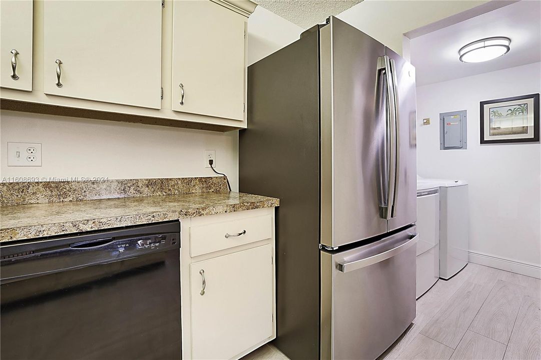 Laundry/Utility Room off of kitchen