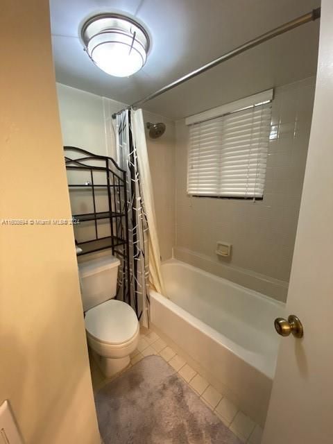 Recently Rented: $2,425 (2 beds, 2 baths, 1090 Square Feet)