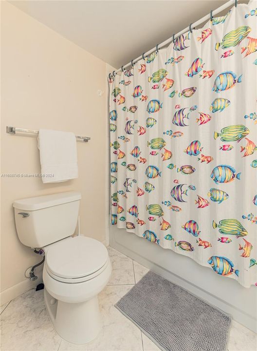 2nd Bathroom