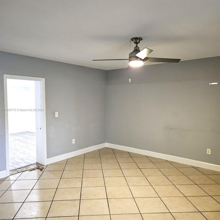 For Rent: $3,800 (3 beds, 2 baths, 1663 Square Feet)