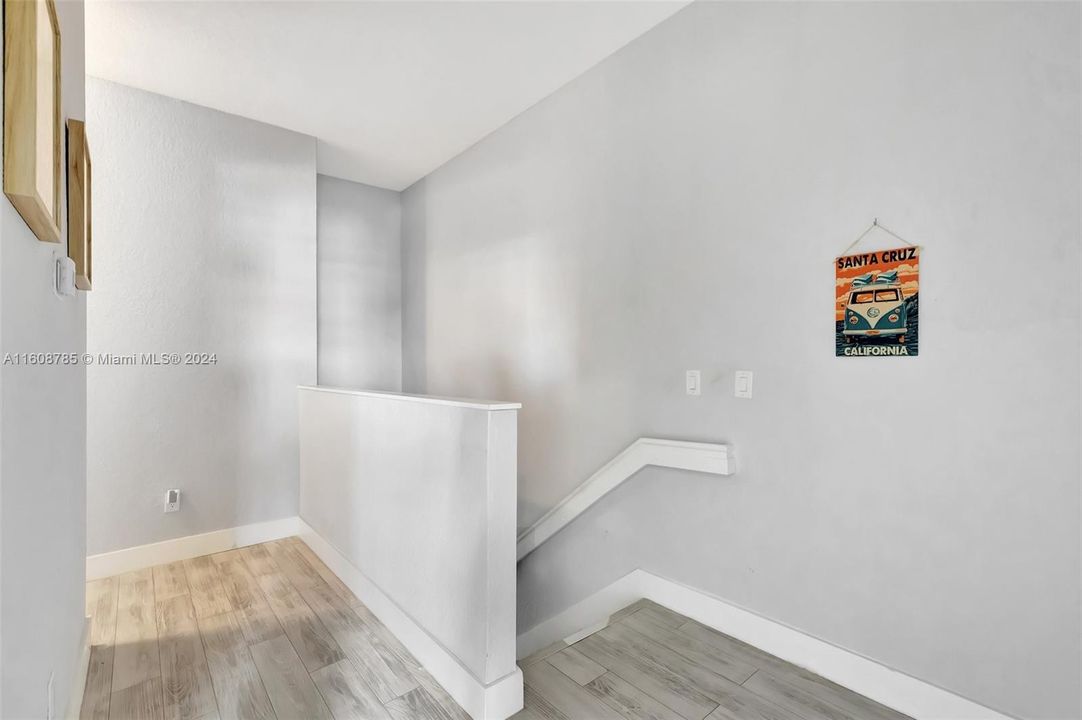 For Sale: $545,000 (3 beds, 2 baths, 1885 Square Feet)