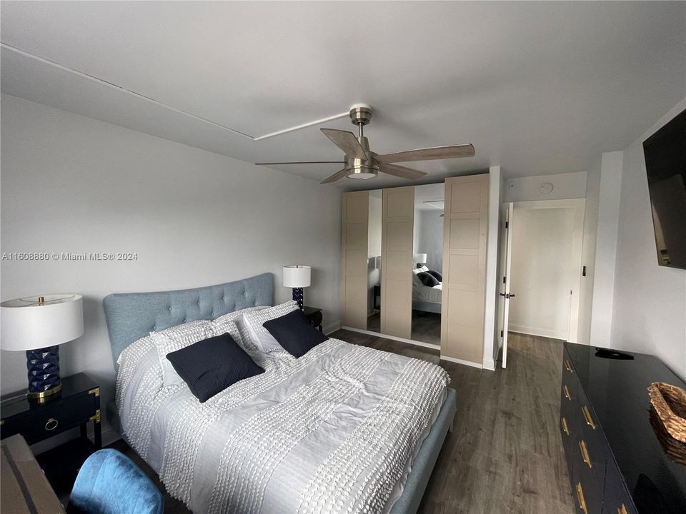 For Rent: $2,200 (1 beds, 1 baths, 650 Square Feet)