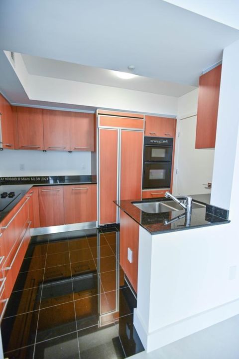 For Rent: $6,270 (2 beds, 2 baths, 1591 Square Feet)