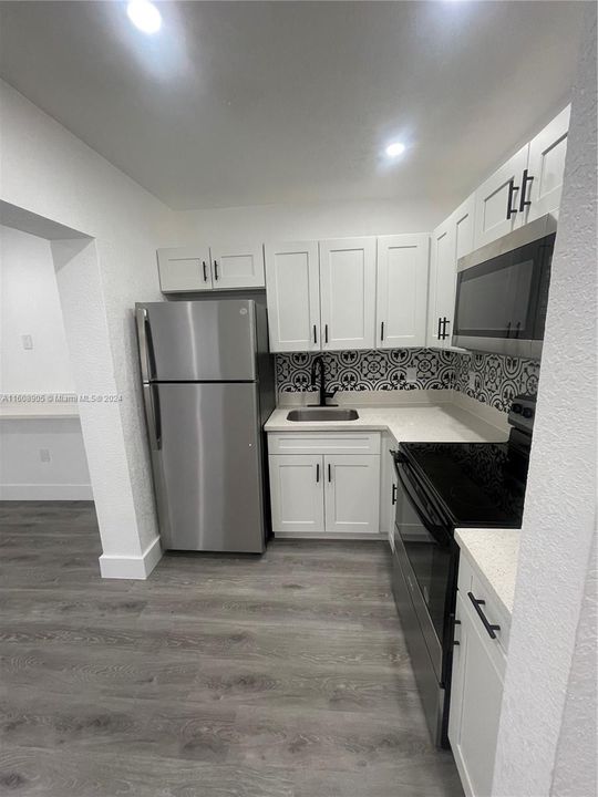 Recently Rented: $2,100 (2 beds, 2 baths, 1795 Square Feet)