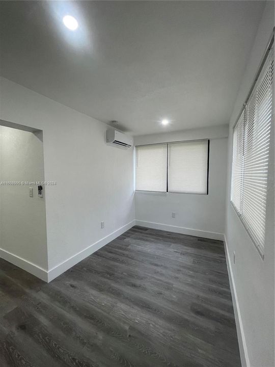 Recently Rented: $2,100 (2 beds, 2 baths, 1795 Square Feet)