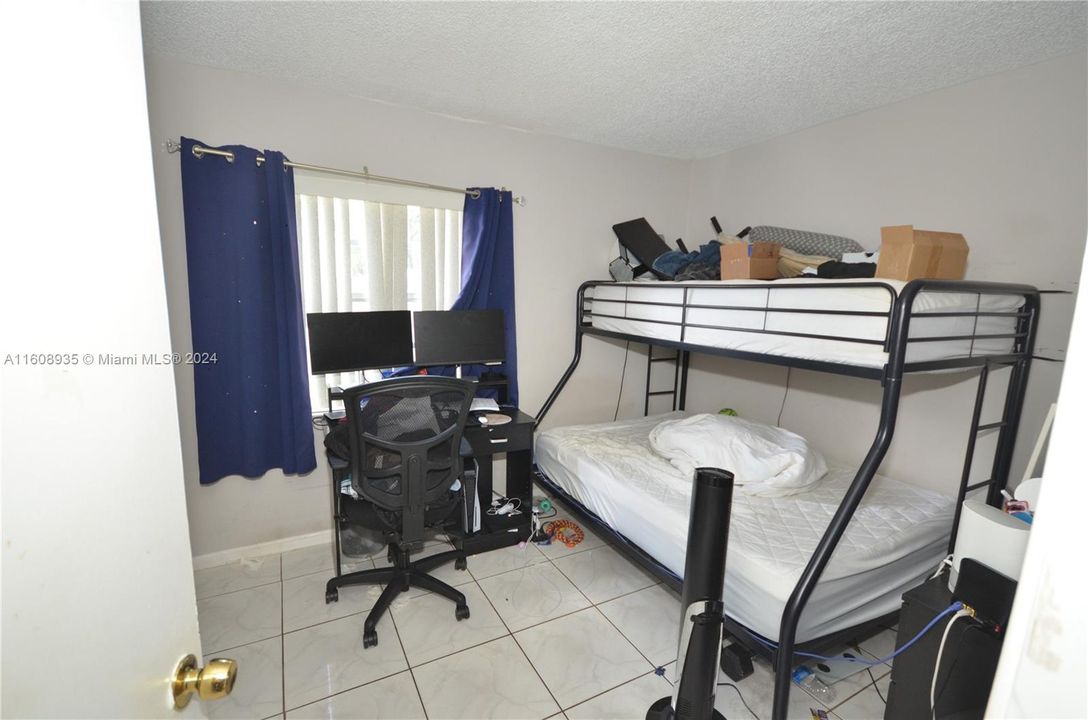 For Sale: $204,900 (2 beds, 2 baths, 768 Square Feet)