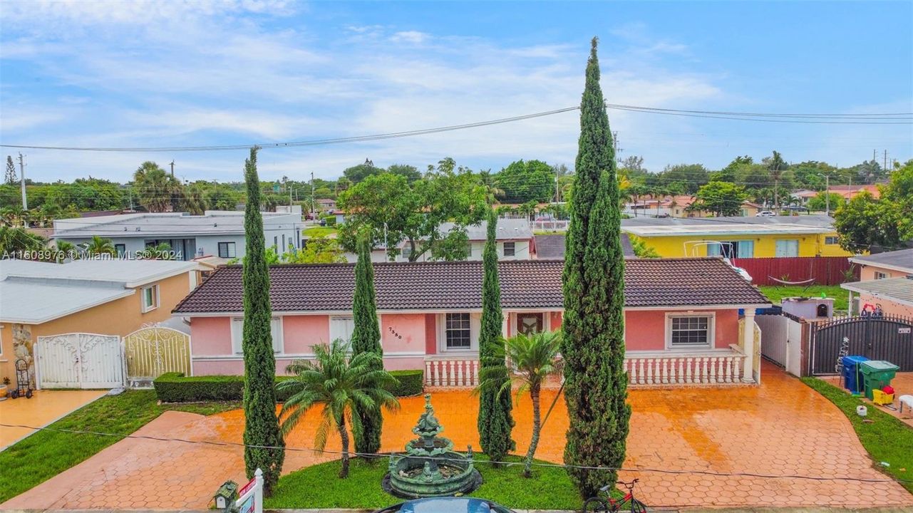 En Venta: $680,000 (3 camas, 2 baños, 1787 Pies cuadrados)