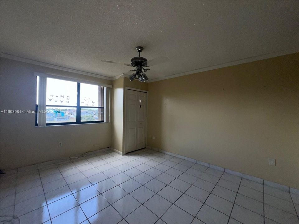 Vendido Recientemente: $265,000 (2 camas, 2 baños, 900 Pies cuadrados)