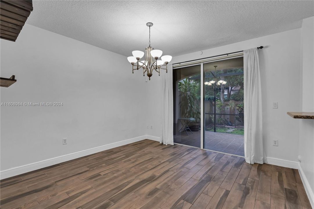 For Sale: $489,900 (2 beds, 2 baths, 1480 Square Feet)