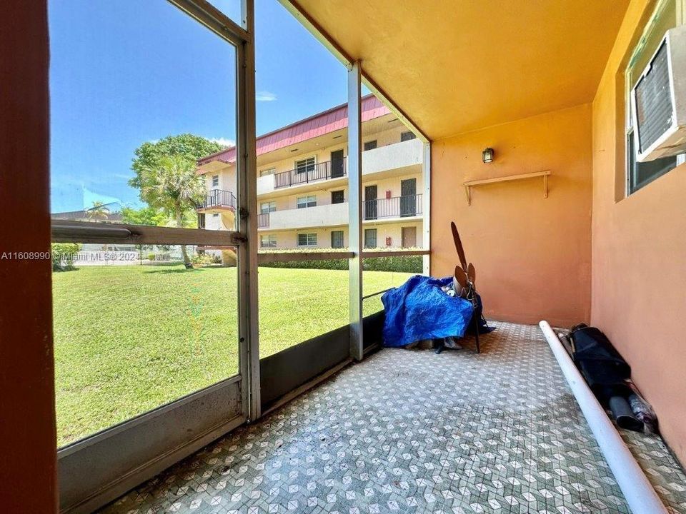 En Venta: $170,000 (1 camas, 1 baños, 954 Pies cuadrados)