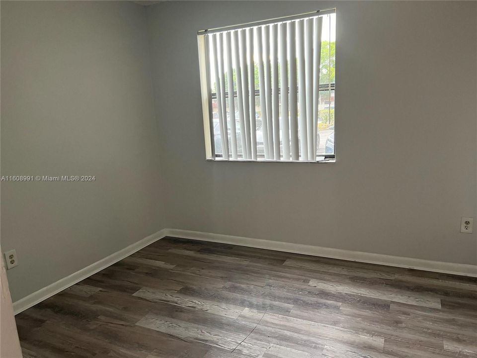 For Rent: $2,050 (2 beds, 2 baths, 816 Square Feet)