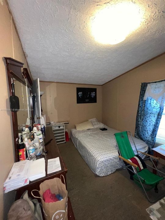 For Sale: $65,000 (3 beds, 2 baths, 17600 Square Feet)