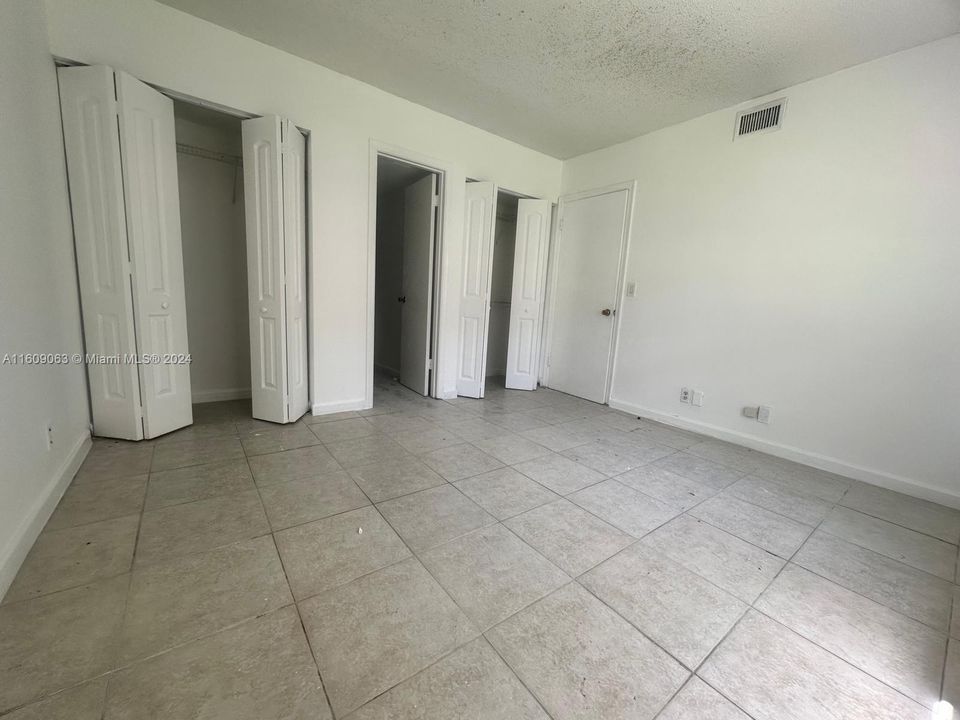 For Rent: $1,850 (2 beds, 2 baths, 768 Square Feet)