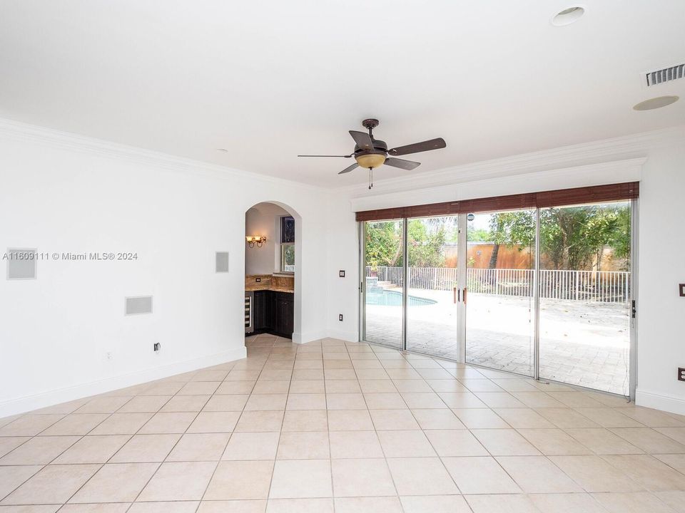 Active With Contract: $5,300 (4 beds, 3 baths, 2871 Square Feet)